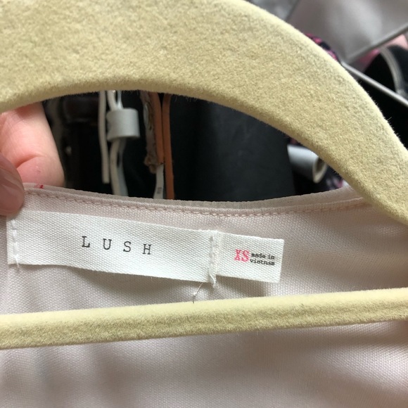 NWOT LUSH Pink Floral Wrap Dress - Picture 3 of 4